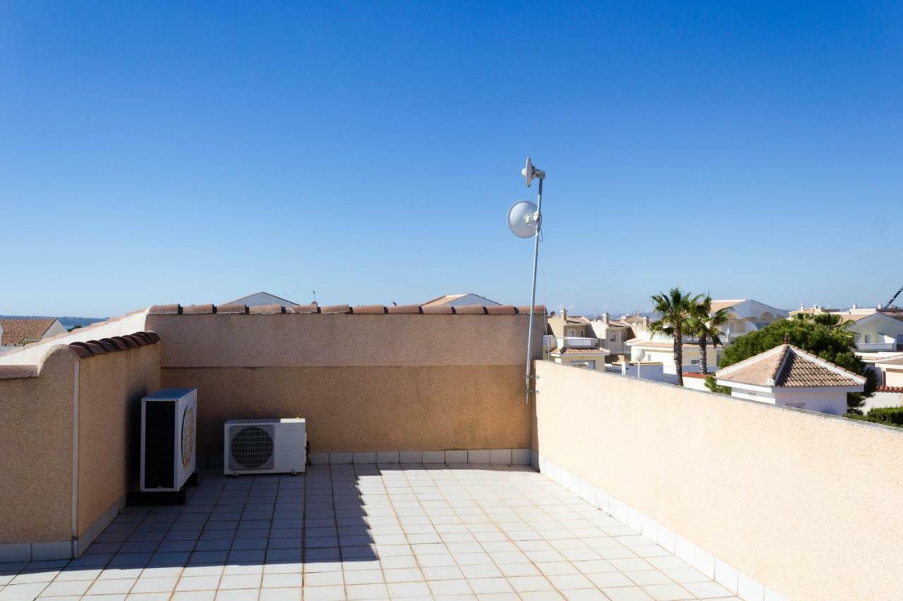 הוילה רוחאלס House In Quesada With Swiming Pool מראה חיצוני תמונה